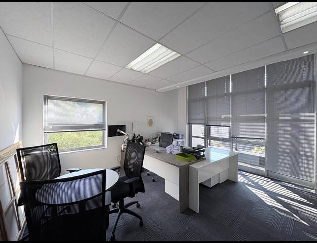 998M² OFFICE FOR SALE IN BROADACRES